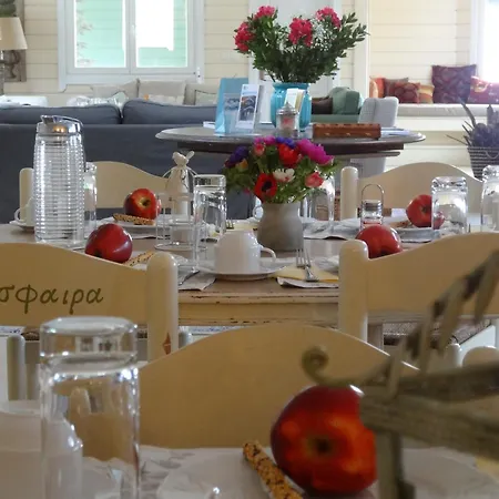 Pensión Ktima Noosfera Wellness & Retreat Center