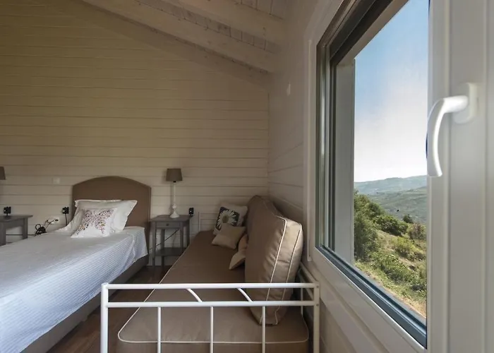 Casa de hóspedes Ktima Noosfera Wellness & Retreat Center 4*