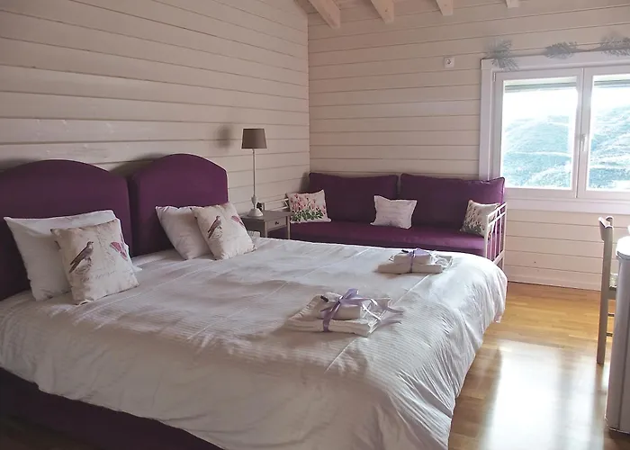 Casa de hóspedes Ktima Noosfera Wellness & Retreat Center 4*